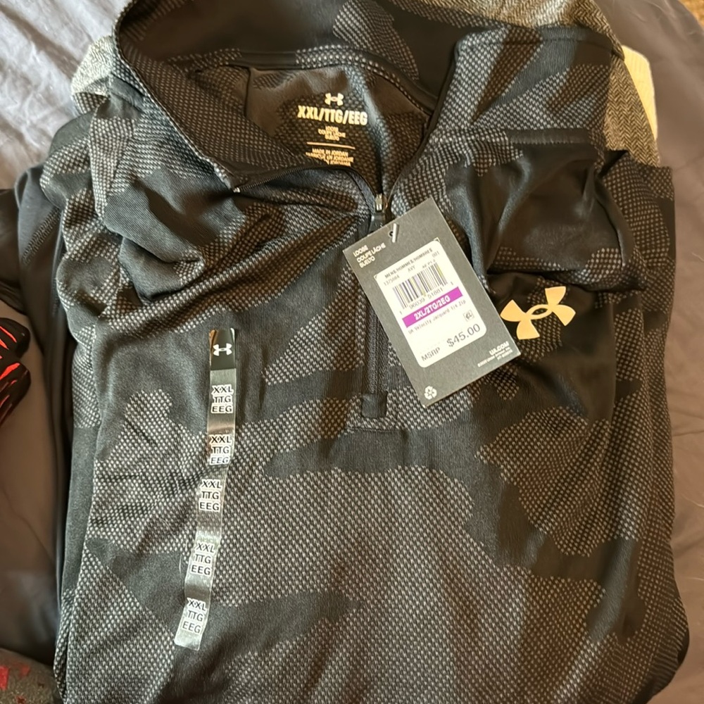 Under armor men’s xxl shirt long sleeved